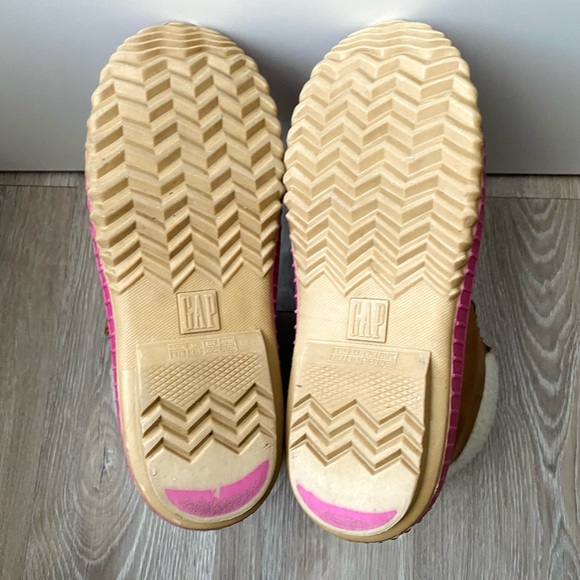 Gap Youth, Teens, Women Snow Boots Water Resistant, Insulated, Size Women US 7-8 - Picture 8 of 8